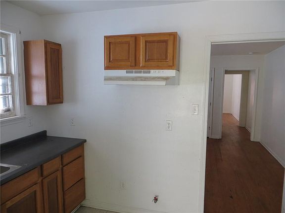 4th image of 1318-20 Deslonde St