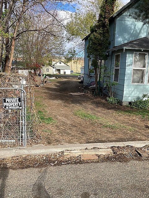 1st image of 1109 N Naches Ave