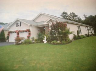 36 Northampton Rd, Galloway, NJ 08205