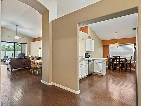 5th image of 1244 Salt Lake Dr