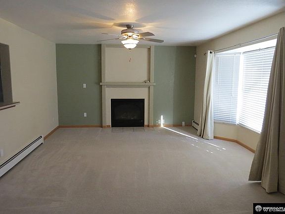 2nd image of 410 Northpointe Dr