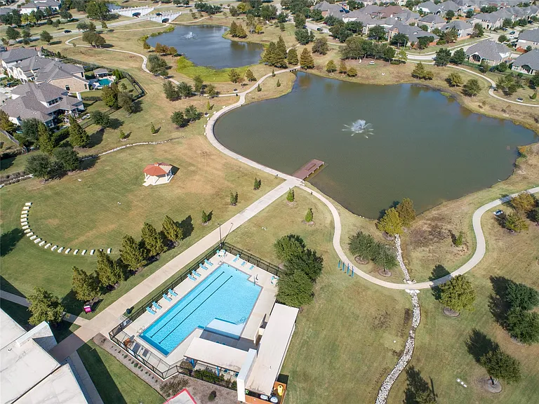 17314 Aldenwilds Ln — Photo 46
