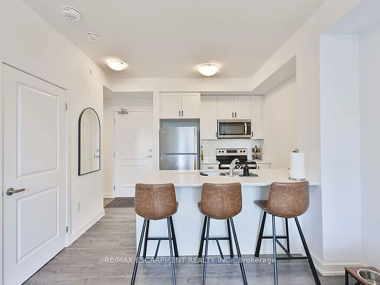470 Dundas St E #314 — Photo 12