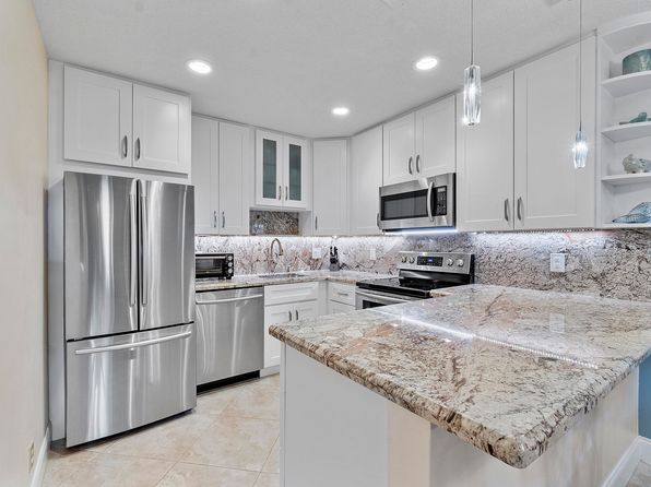 250 S Ocean Blvd APT 274