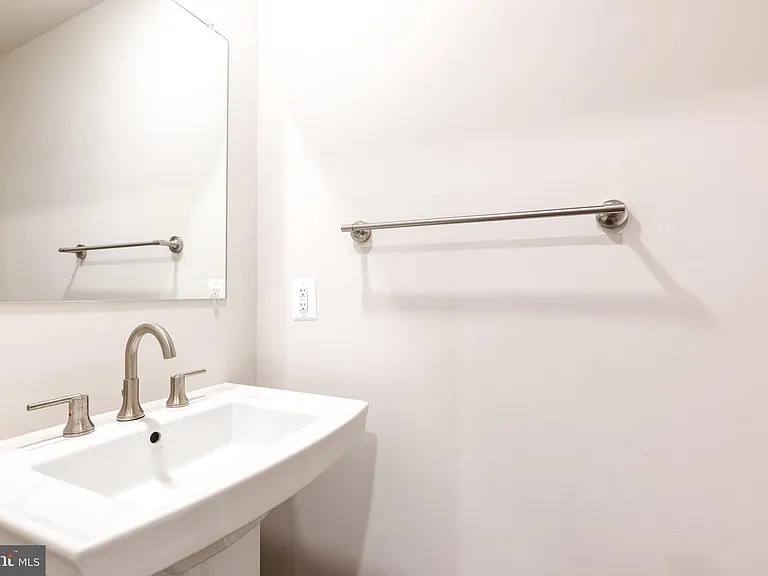 200 Hickory Hollow Ct — Photo 5