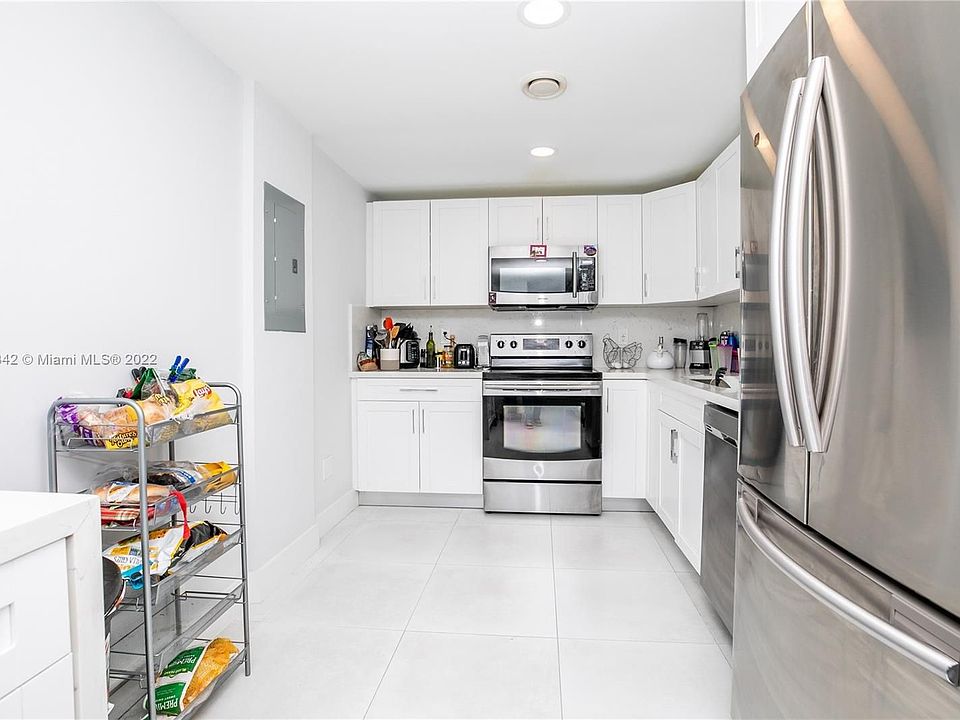 1st image of 780 NE 69th St Penthouse 7
