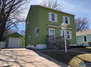 1205 W Sioux St, Sioux Falls, SD 57104