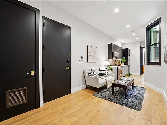5th image of 172 New York Ave #1L