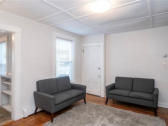 3rd image of 11 Young St #1