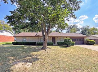 806 Humphrey St, Athens, TX 75751