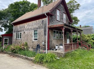 68 Forest St, Middleboro, MA 02346