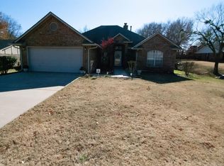 3203 Cromwell St, Muskogee, OK 74403