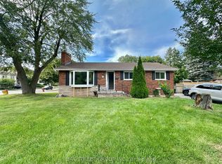 3169 Willow Ln, Burlington, ON L7N2H9
