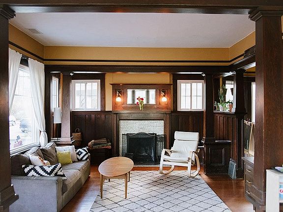 Living room with original harth