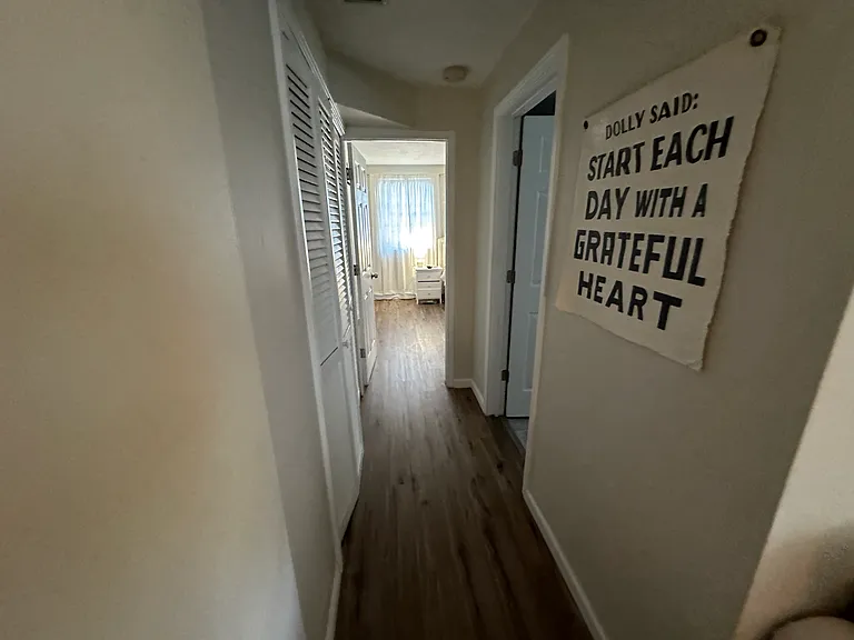 1332 Campbell Ave #1 — Photo 22