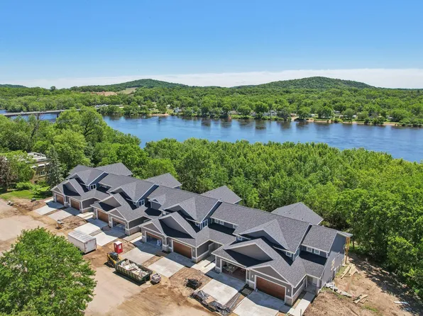 1120 Water 5, Sauk City, WI 53583