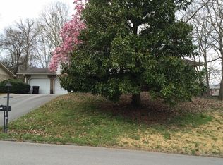 315 Rolling Ridge Dr, Chattanooga, TN 37421