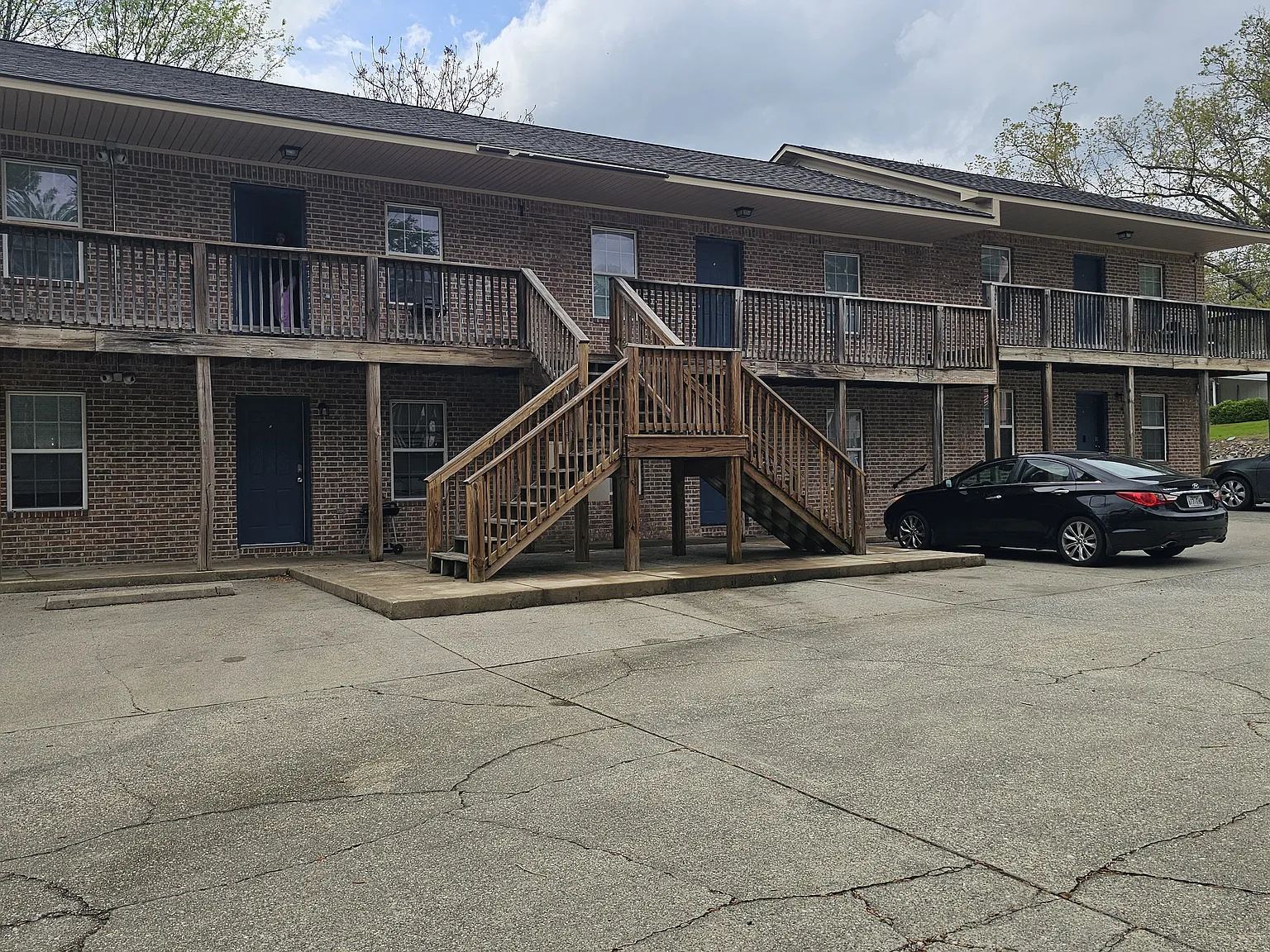 2 bed, 800 sqft, $820 — Photo 2