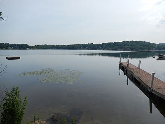 4th image of 58 Lakeside Dr #58