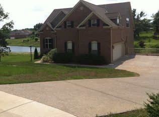 112 Ten Oaks Dr E, Hendersonville, TN 37075