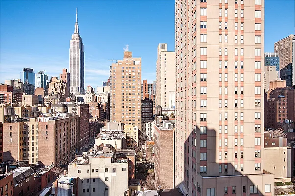 Sold by Douglas Elliman | media 17