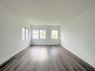1910 Biarritz Dr APT 4, Miami Beach, FL 33141