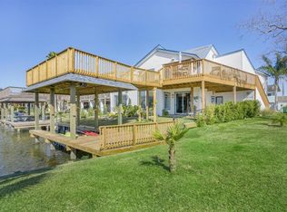 1 S Sandpiper St, La Marque, TX 77568