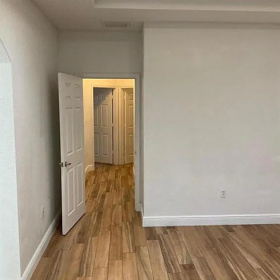 6639 Hidden Cove Dr — Photo 5