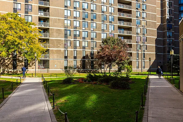 Rented by Corcoran | media 26