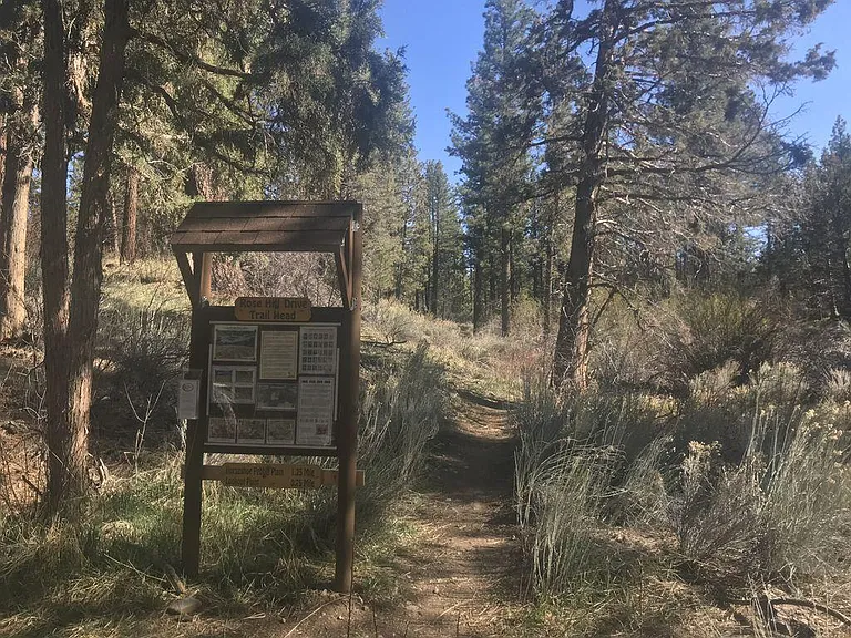Rose Hill trailhead 3 minutes from your front door :o)