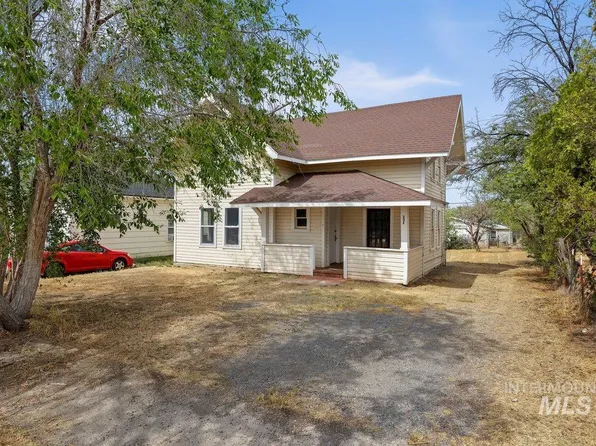220 8th Ave S, Buhl, ID 83316