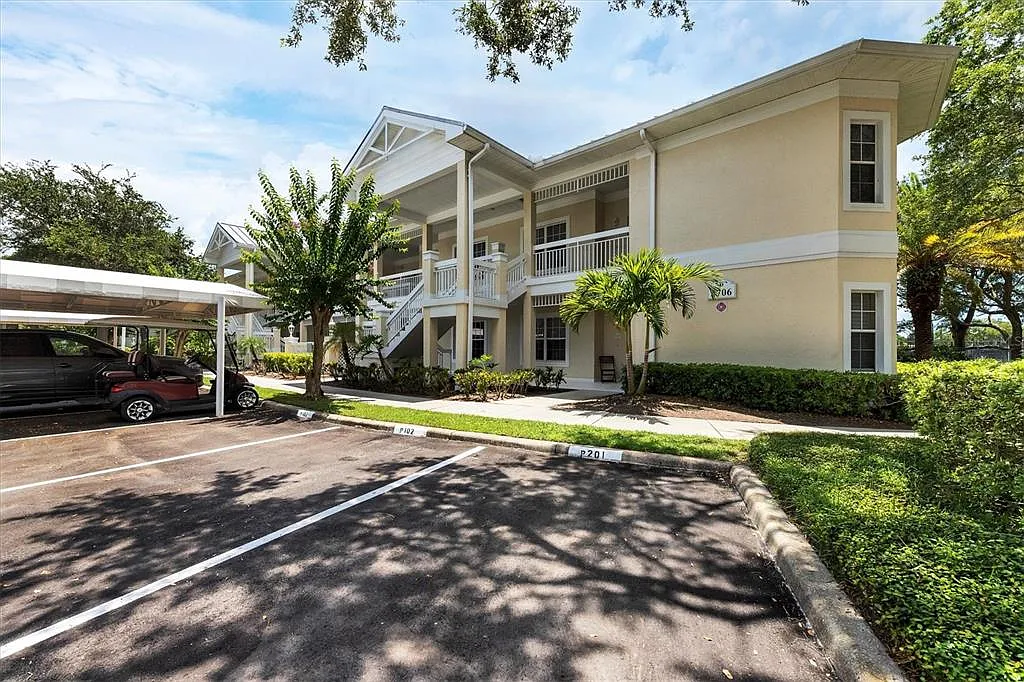 2 bed, 2.0 bath, 1215 sqft, $3,000 — Photo 1