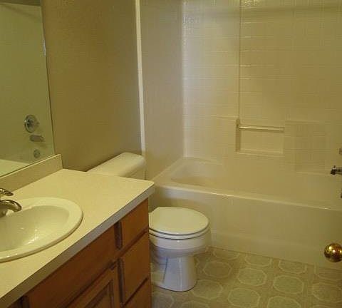 5th image of 2508 NW 162nd Ter