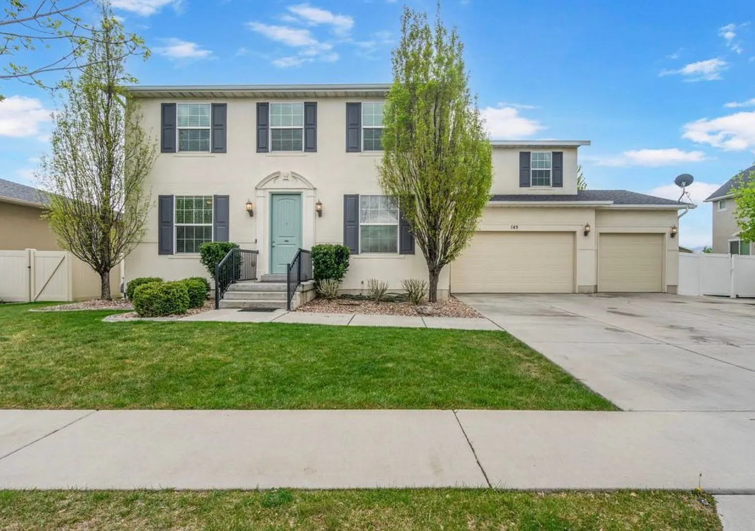 Beautiful 4 Bed / 3.5 Bath Home for Rent American Fork, UT — Photo 2