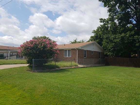 2nd image of 505 E Short Ave