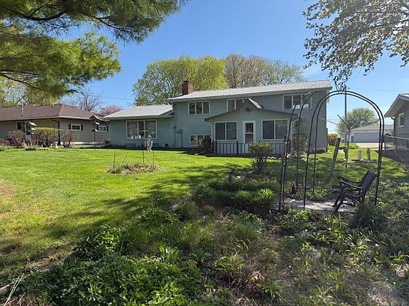 2nd image of 705 Adams St
