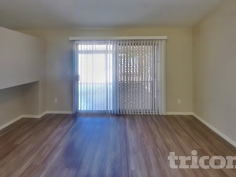 6310 Maxwood Ct — Photo 5
