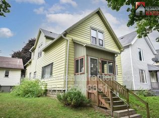 234 N 37th St #A, Milwaukee, WI 53208