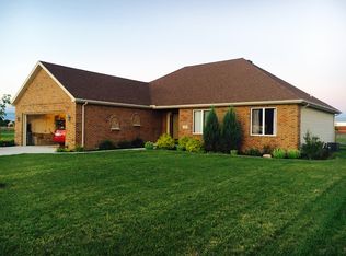 128 Peachtree Ln, Swanton, OH 43558