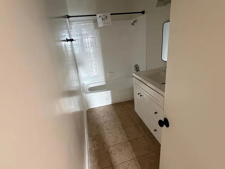 4717 Willis Ave — Photo 17