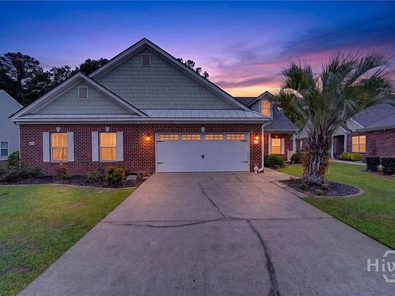 2nd image of 124 Regency Circle