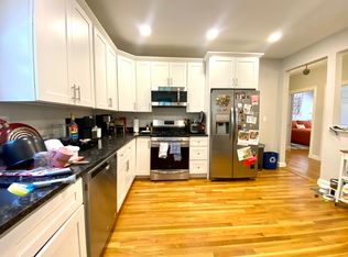 1433 Cambridge St #4, Cambridge, MA 02139