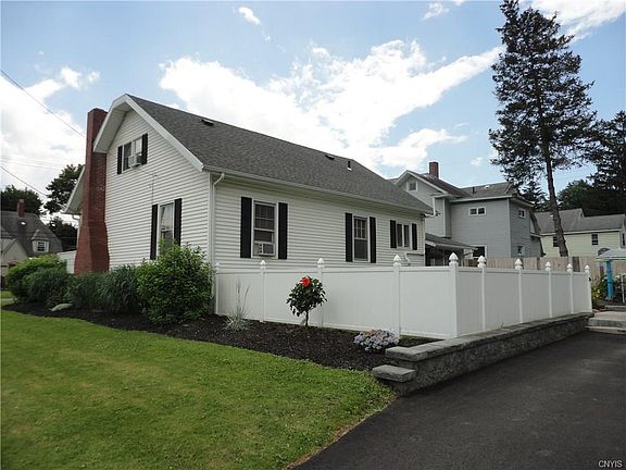 3rd image of 158 Groton Ave