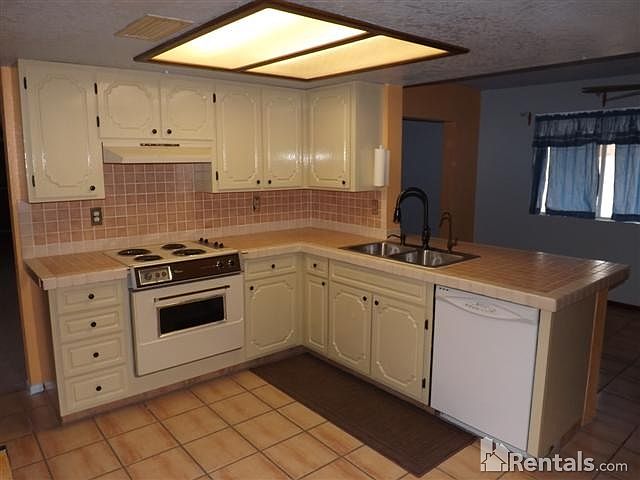 1st image of 5255 E Delta Ave