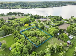 10565 Springfield Rd, Poland, OH 44514