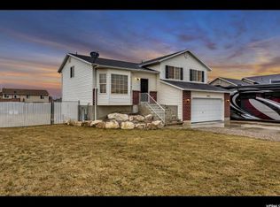 2914 W 2100 N, Clinton, UT 84015