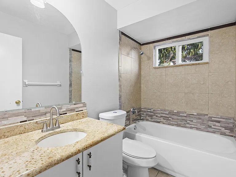 Boulder Woods Cir — Photo 6
