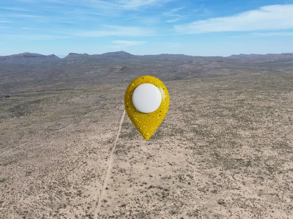 9 Yaqui Rd, Sierra Blanca, TX 79851