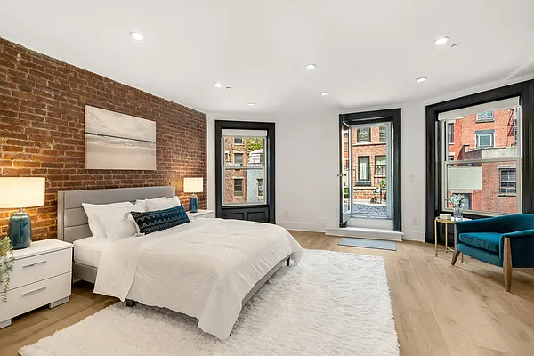 Sold by Compass | media 12