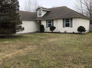 1312 W Turnberry Blvd, Ozark, MO 65721